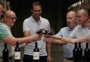 Rafa Nadal y Bodegas Juan Gil lanzan el vino ‘El Tenista’